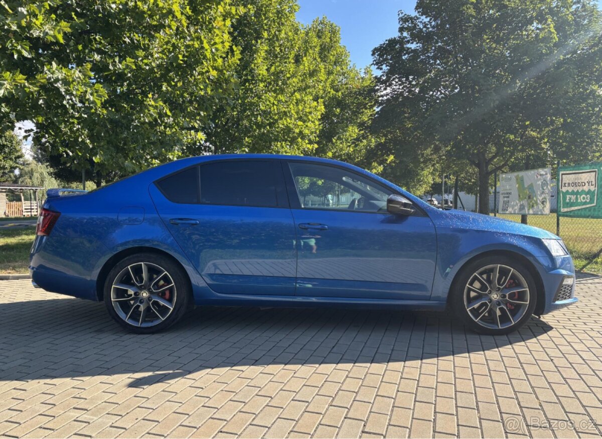 Škoda Octavia 2.0 RS 245 koní - manuál - odpočet DPH - 5