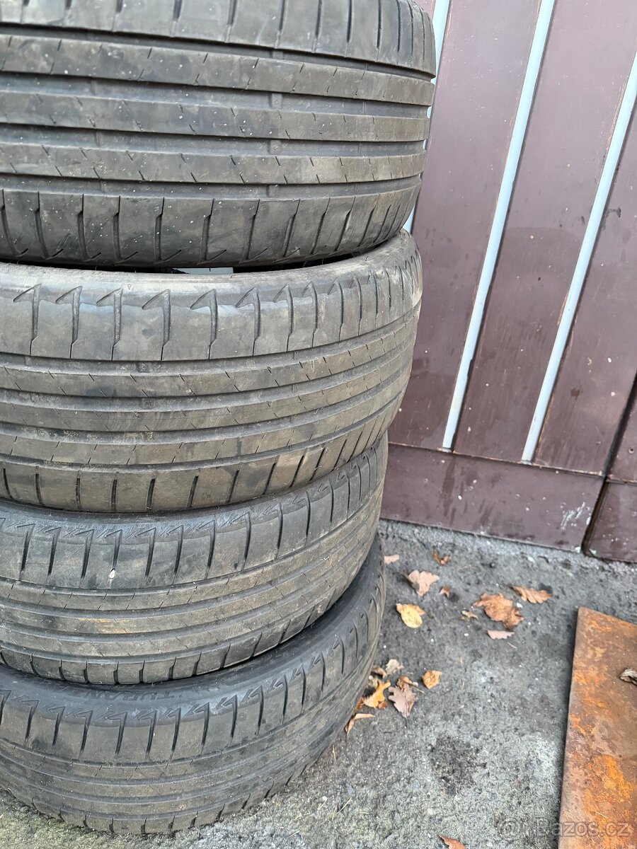 Letní pneu 225/40 R19 93w - 5