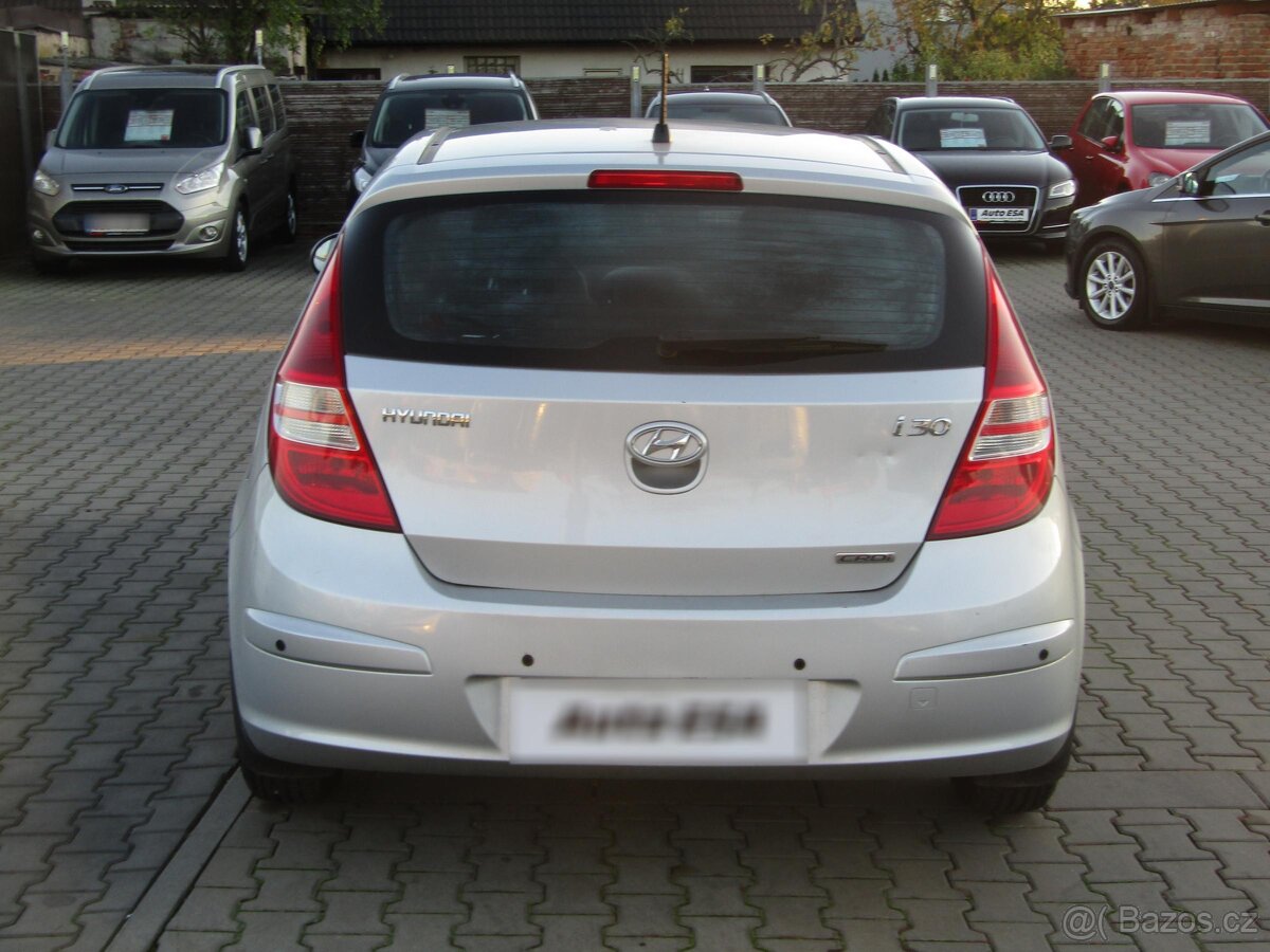 Hyundai I30 1.6 CRDi , 66 kW nafta, 2010 - 5