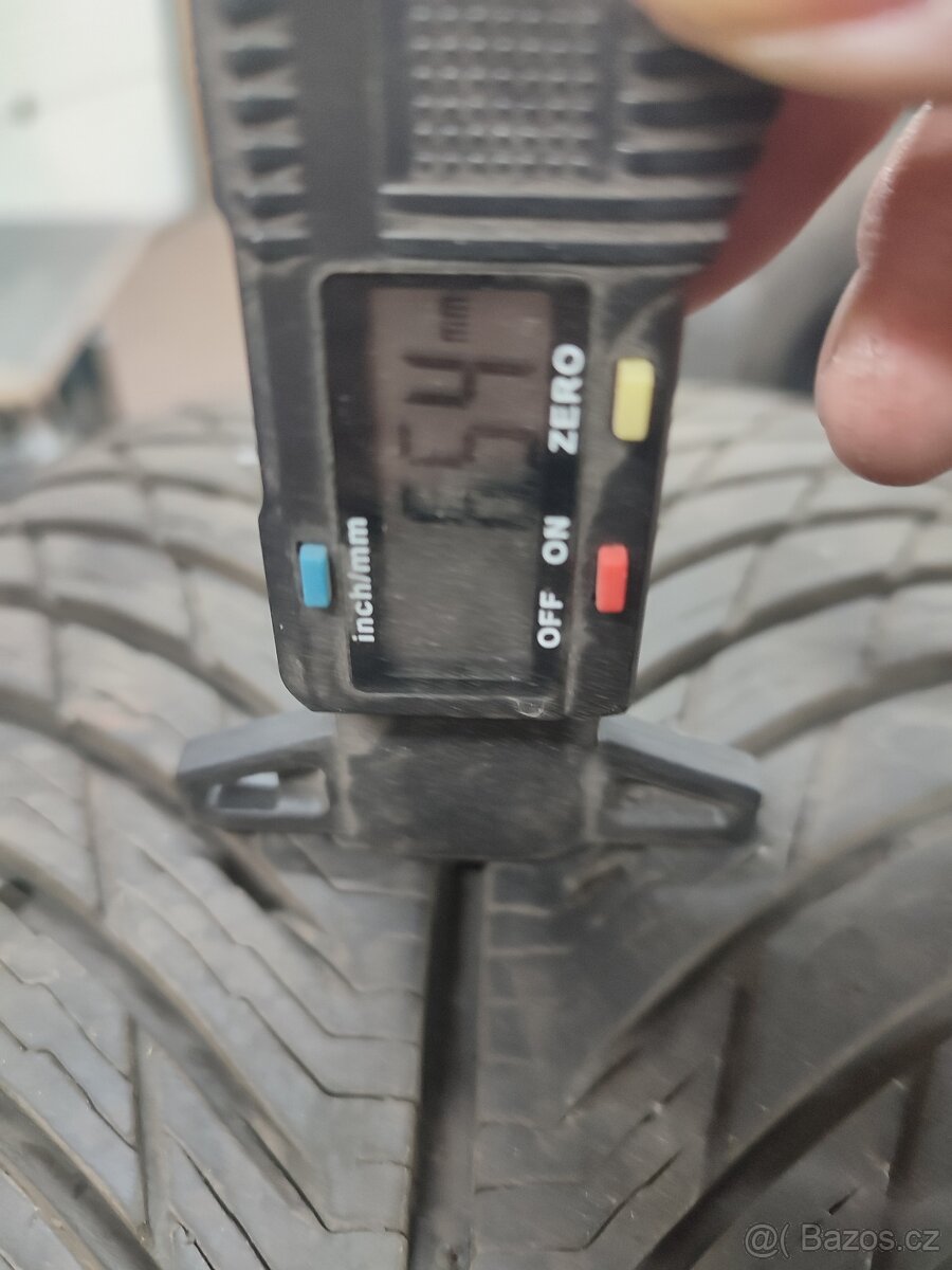 Pneumatiky Michelin 235/55R17 - 5