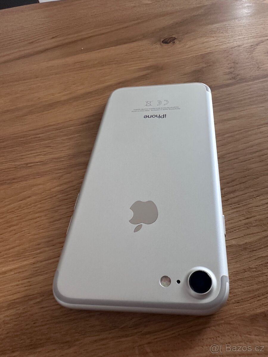 Iphone 7 32GB stříbrný - 5