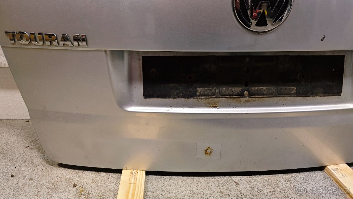 Prodám páté dveře Touran 1T2 rok 2007 - 5