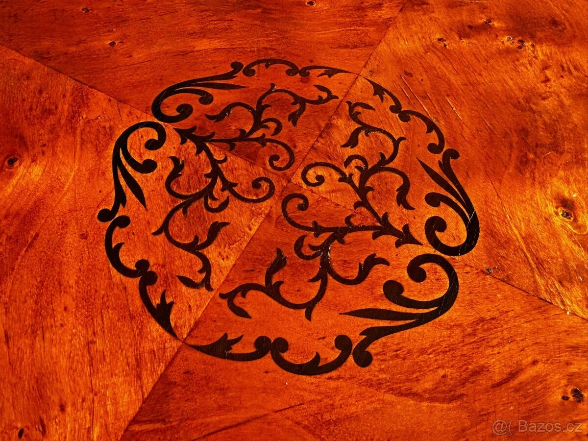 biedermeier stolík - 5