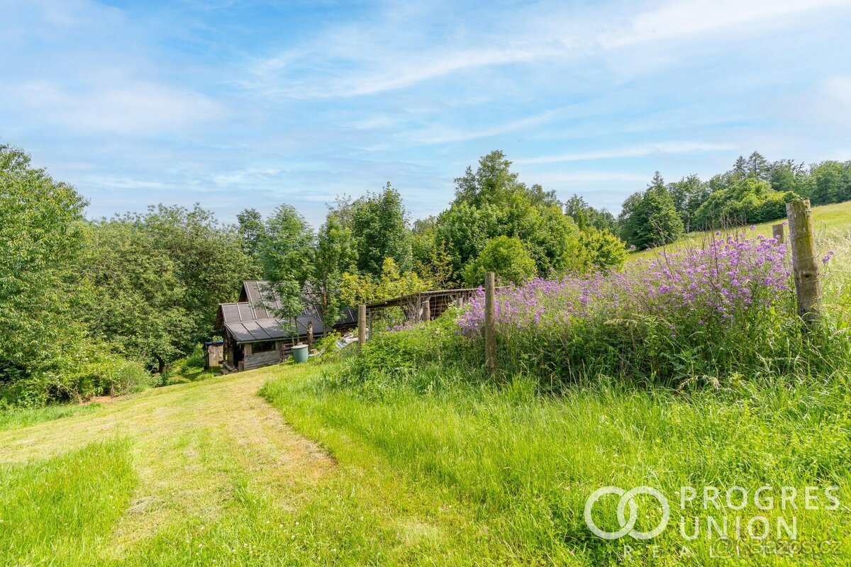Prodej stavebních a zemědělských pozemků na samotě s číslem - 5