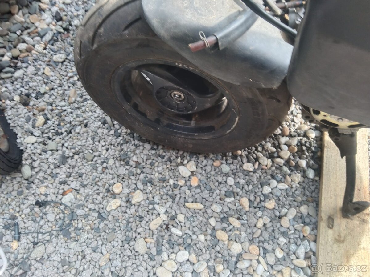 Náhradní díly na Piaggio typhon , Gilera , Piaggio , . - 5