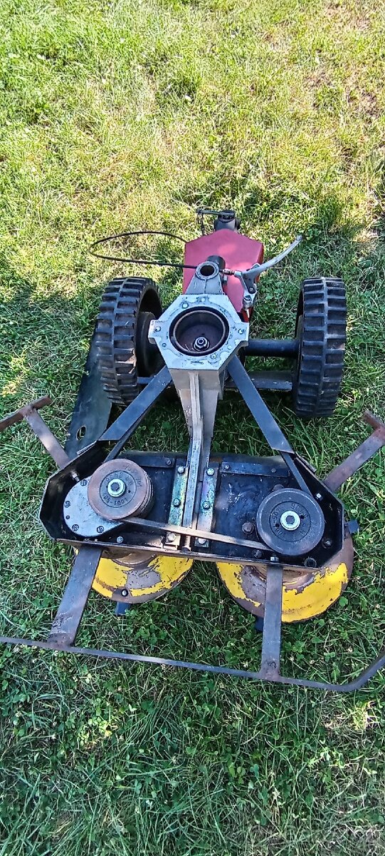 Sekačka JIKOV BDR 700 podvozek Robus - 5