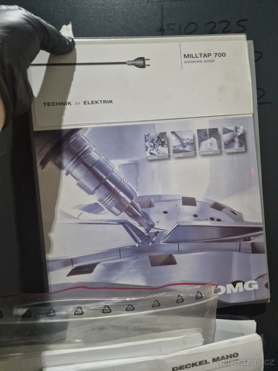 DMG MORI Milltap 700 (2012) – 3osé CNC obráběcí centrum – Si - 5