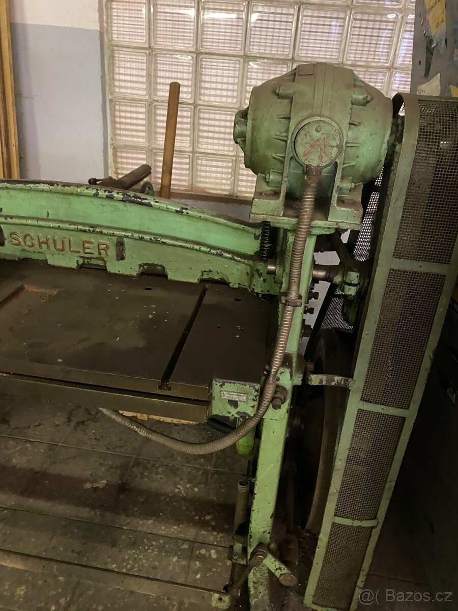 TABULOVÉ NŮŽKY NA PLECH SHULER - 5