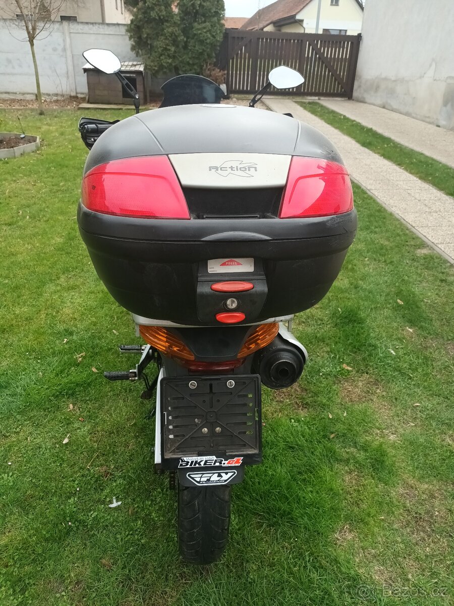 Honda varadero 125 - 5