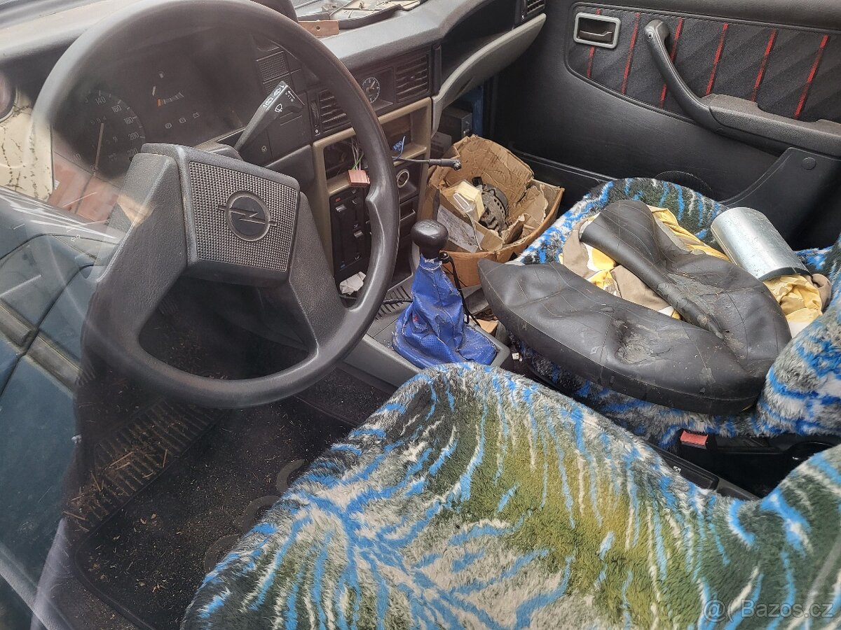 OPEL KADETT bez TP - 5