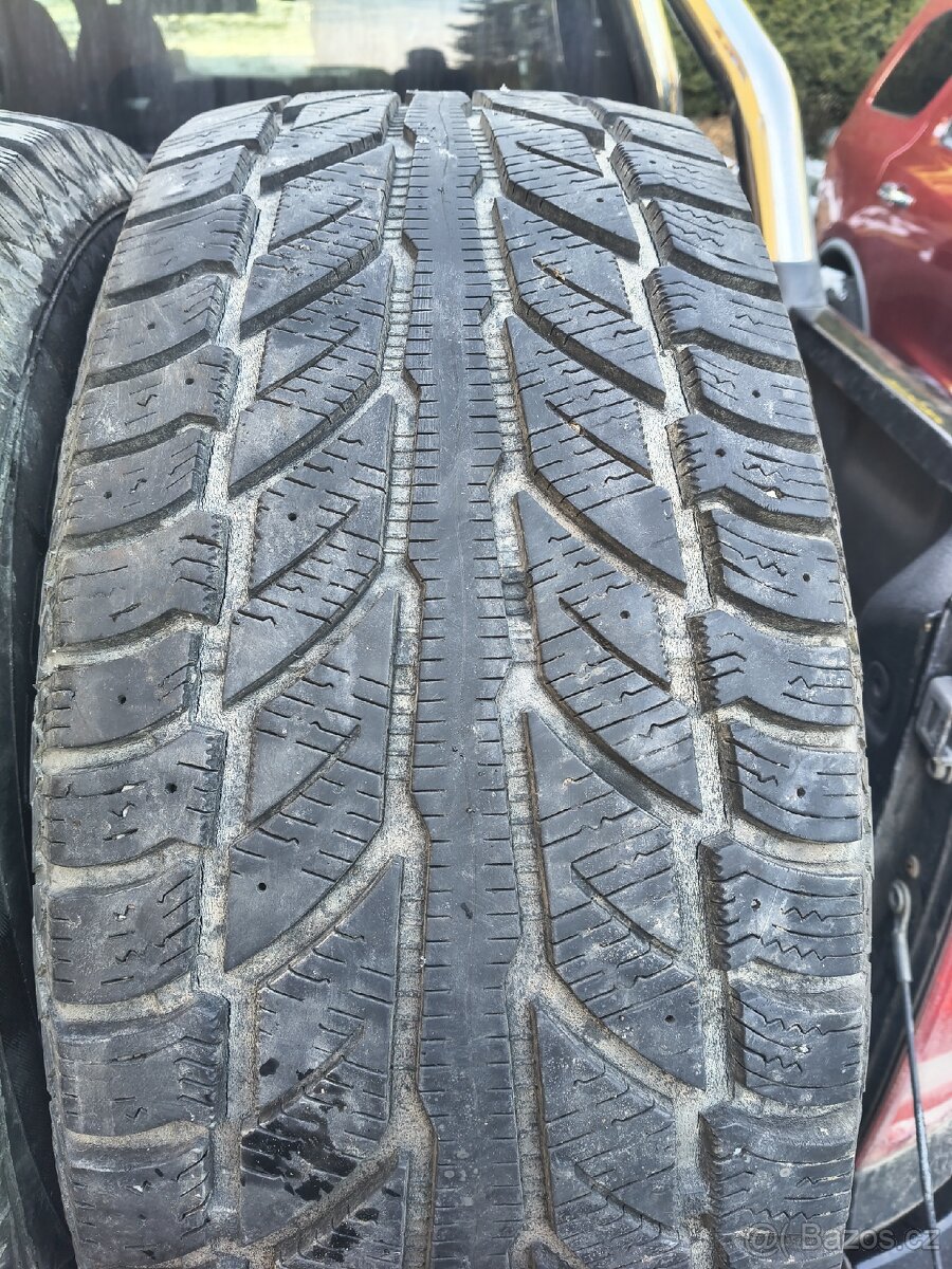 Pneu 265/65 R17 - 5