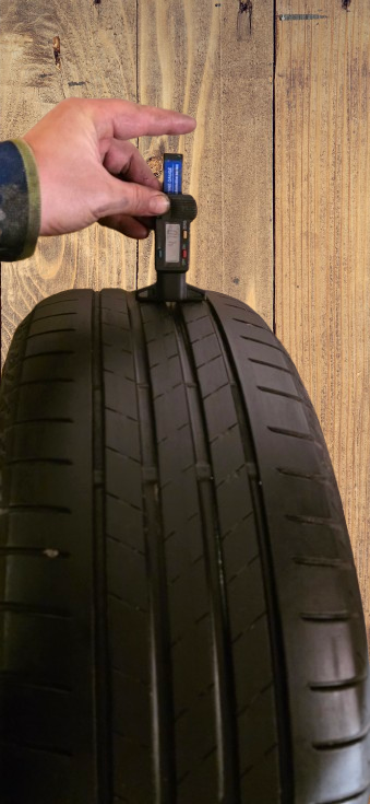 225/50/18 Bridgestone - letní - pošlu na dobírku - 5
