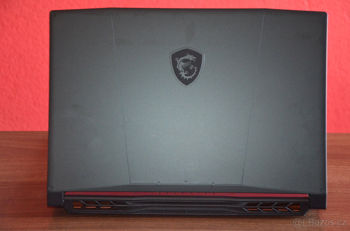 MSI Katana 15 i9/16GB/SSD 1TB/RTX5060 - 5