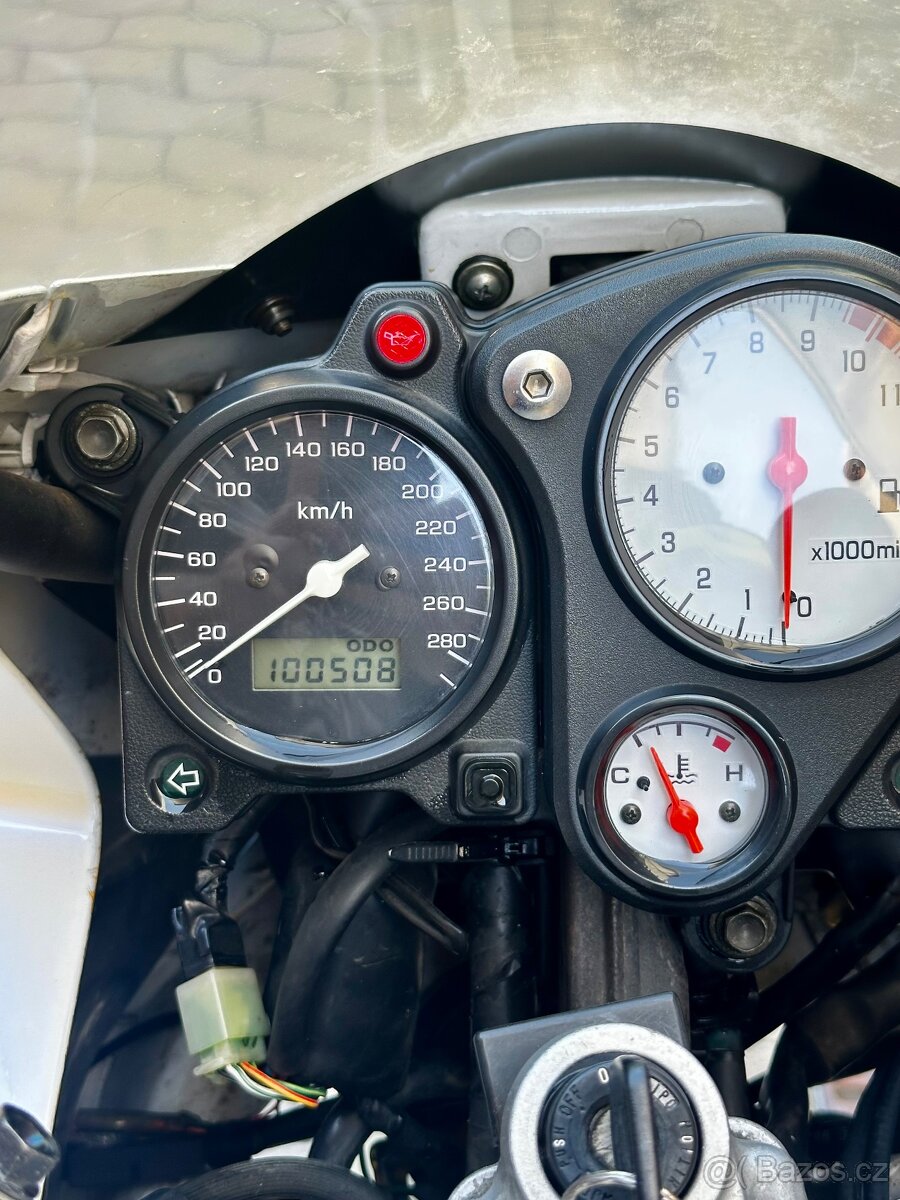 Honda VTR 1000f , nová STK - 5