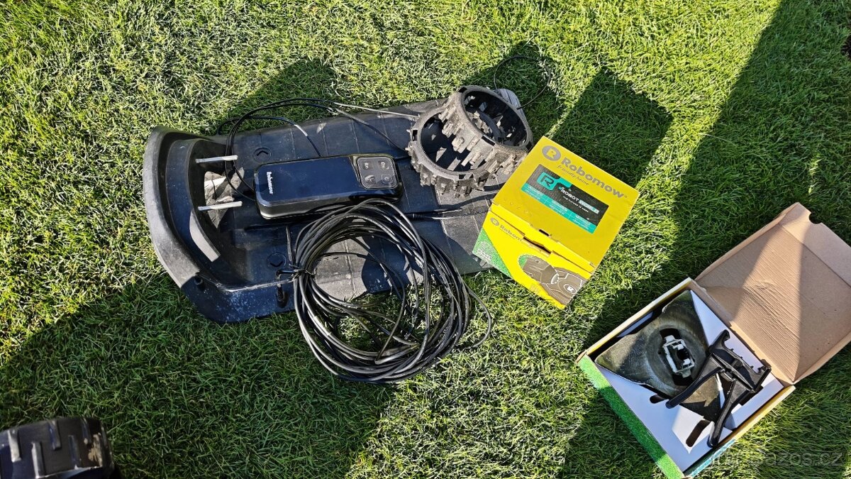 Robotická sekačka Robomow RC308 Pro - 5