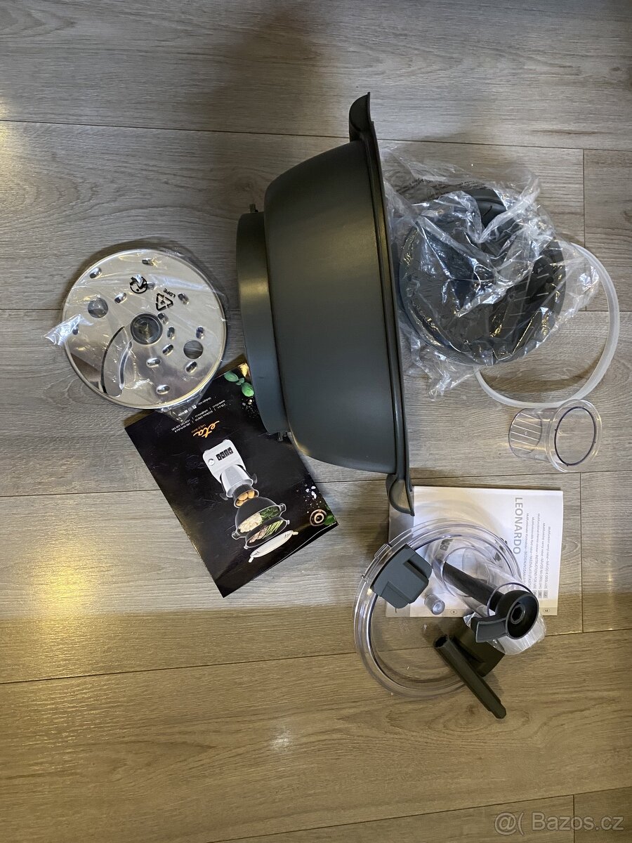 ETA Leonardo - smart robot - 5