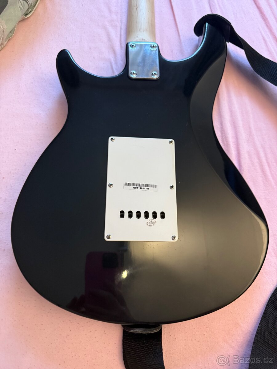 Elektrická gitara Behringer - 5