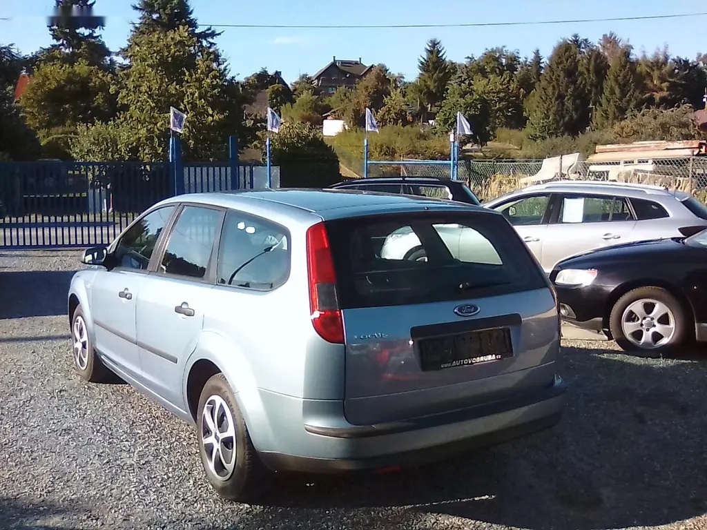 Ford Focus, 1.6i 16V combi, 4x kola navíc - 5
