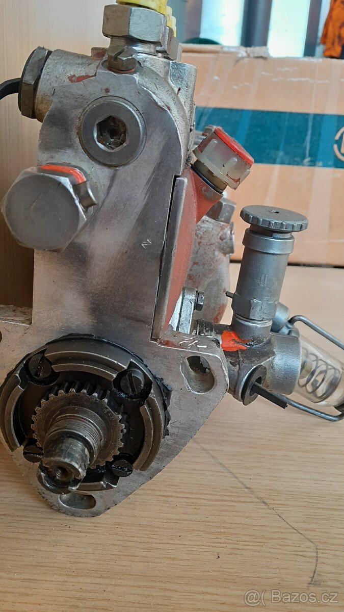 naftové čerpadlo motor zetor 6901 - 5