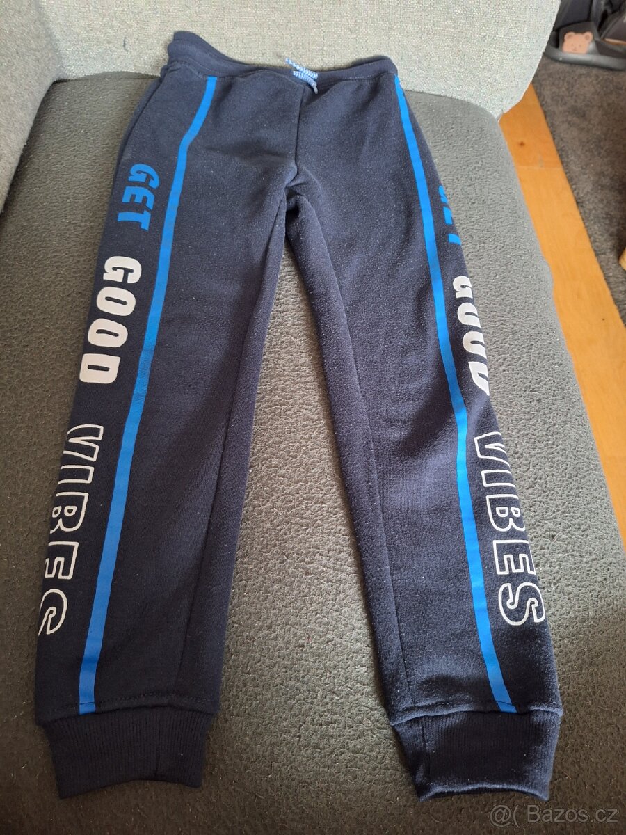 Chlapecké tepláky vel.128, značky Y.F.K - 5