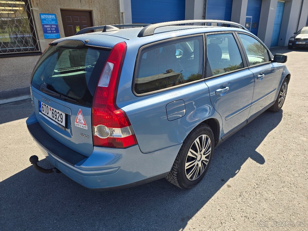 VOLVO V50 - 5