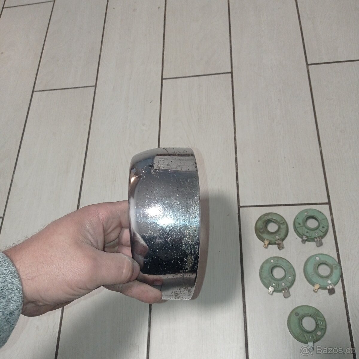 Škoda Octavia Felicia Spartak světlo patice objímka veterán - 5