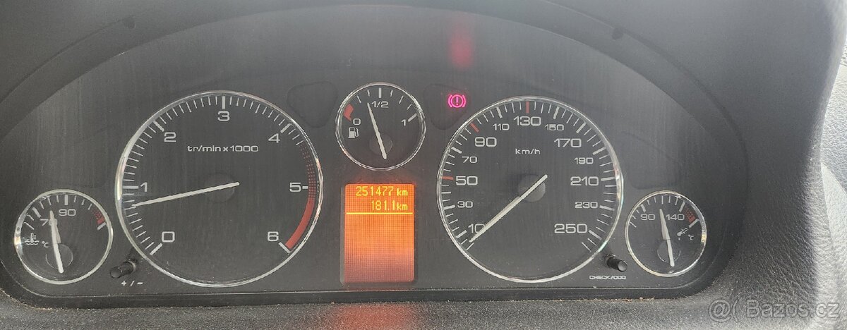 Peugeot 407 2.0HDI - 5