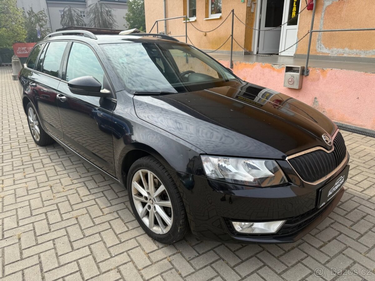 Škoda Octavia III 2.0 TDI DSG Kombi - Top interiér - 5