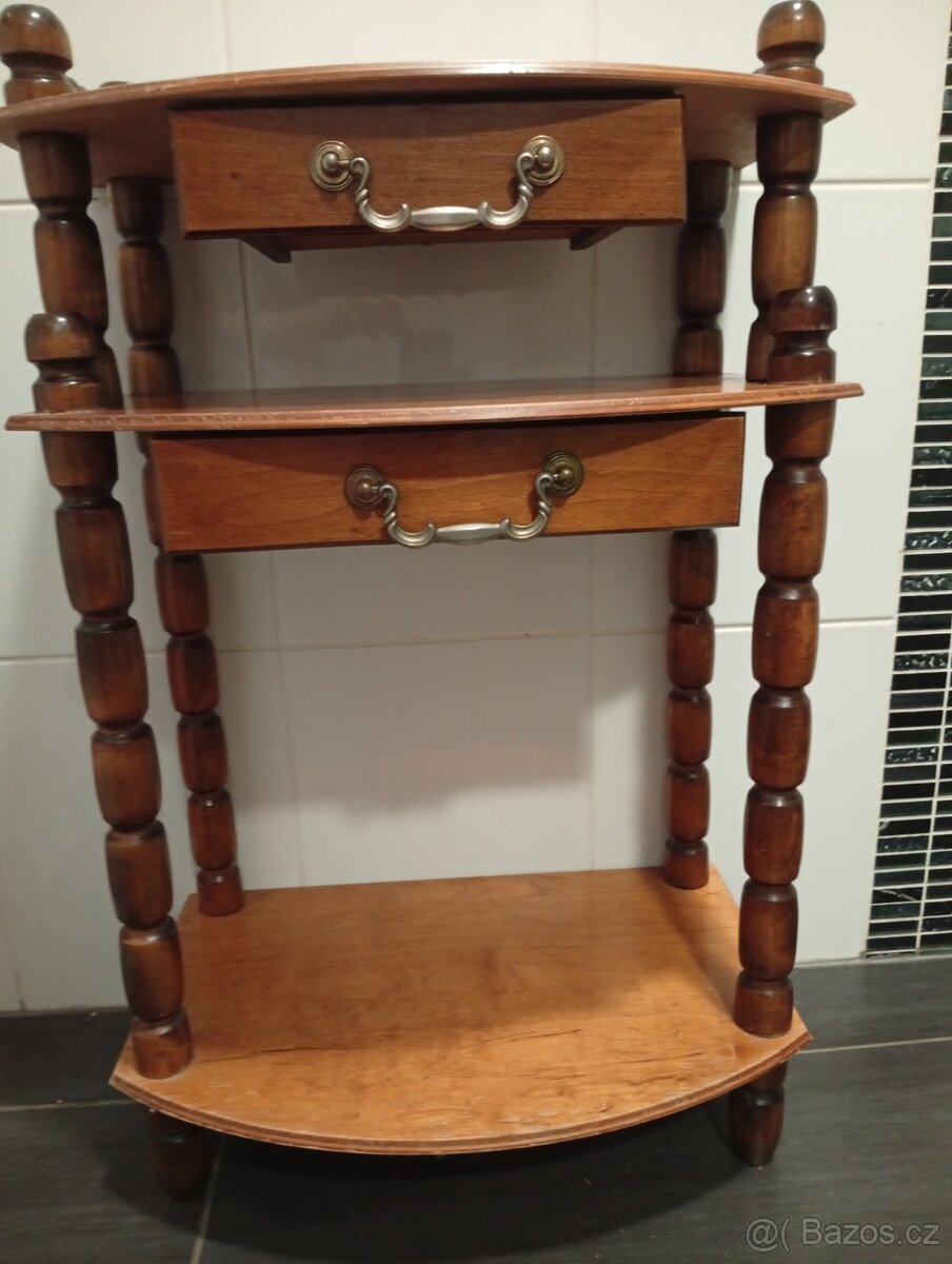 Starožitný toaletní kosmetický stolek - 5