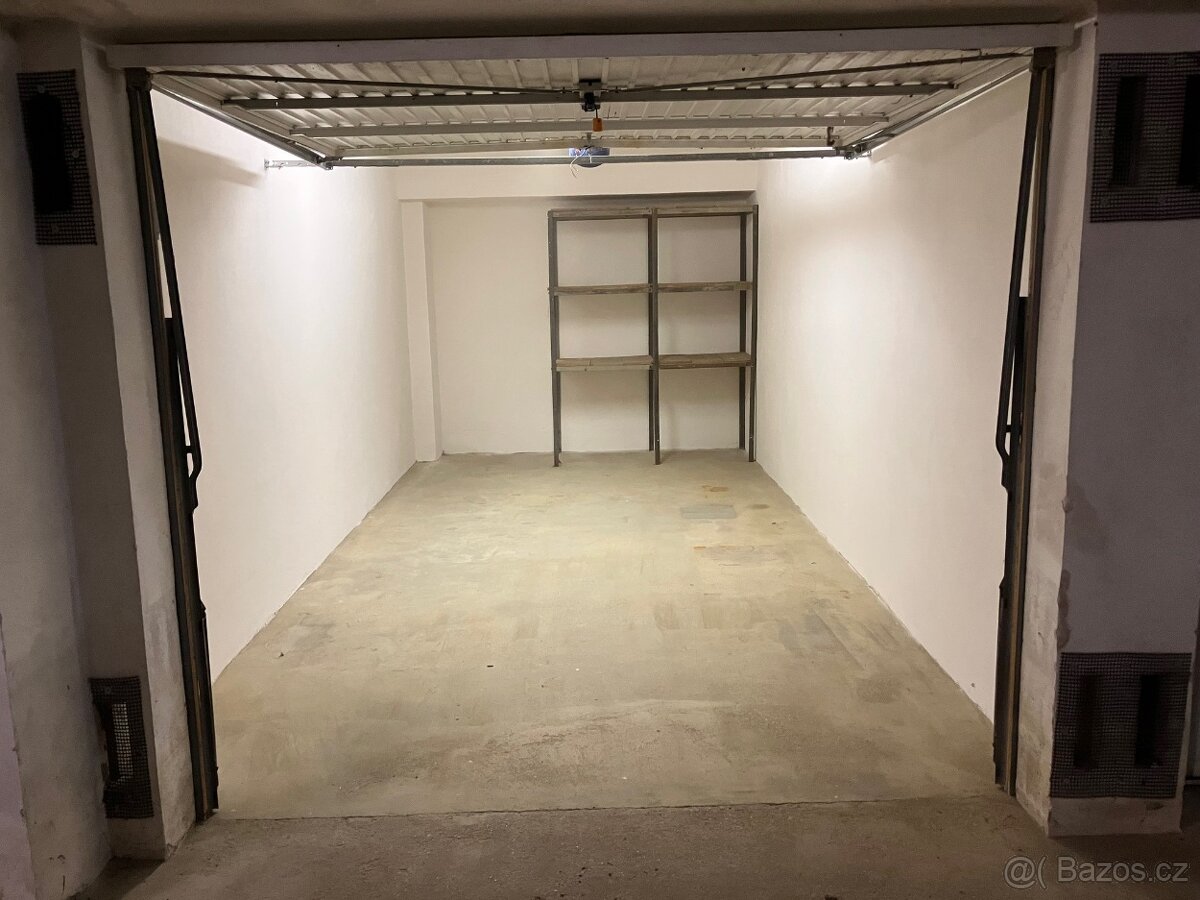 Pronájem garáže ve Větrné ul. (Čtyři Dvory) v Č.Budějovicích - 5