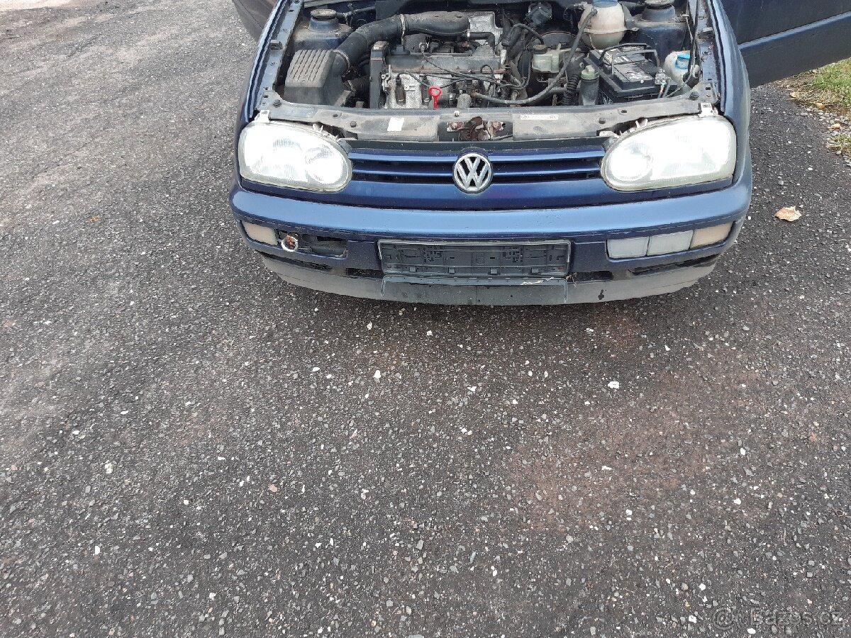 GOLF CABRIO DÍLY - 5