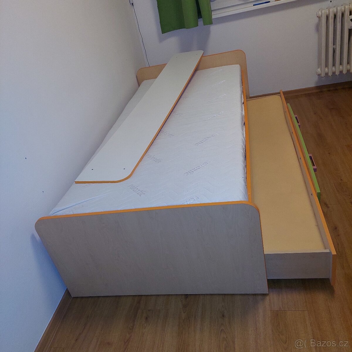 Postel s úložným prostorem - 5