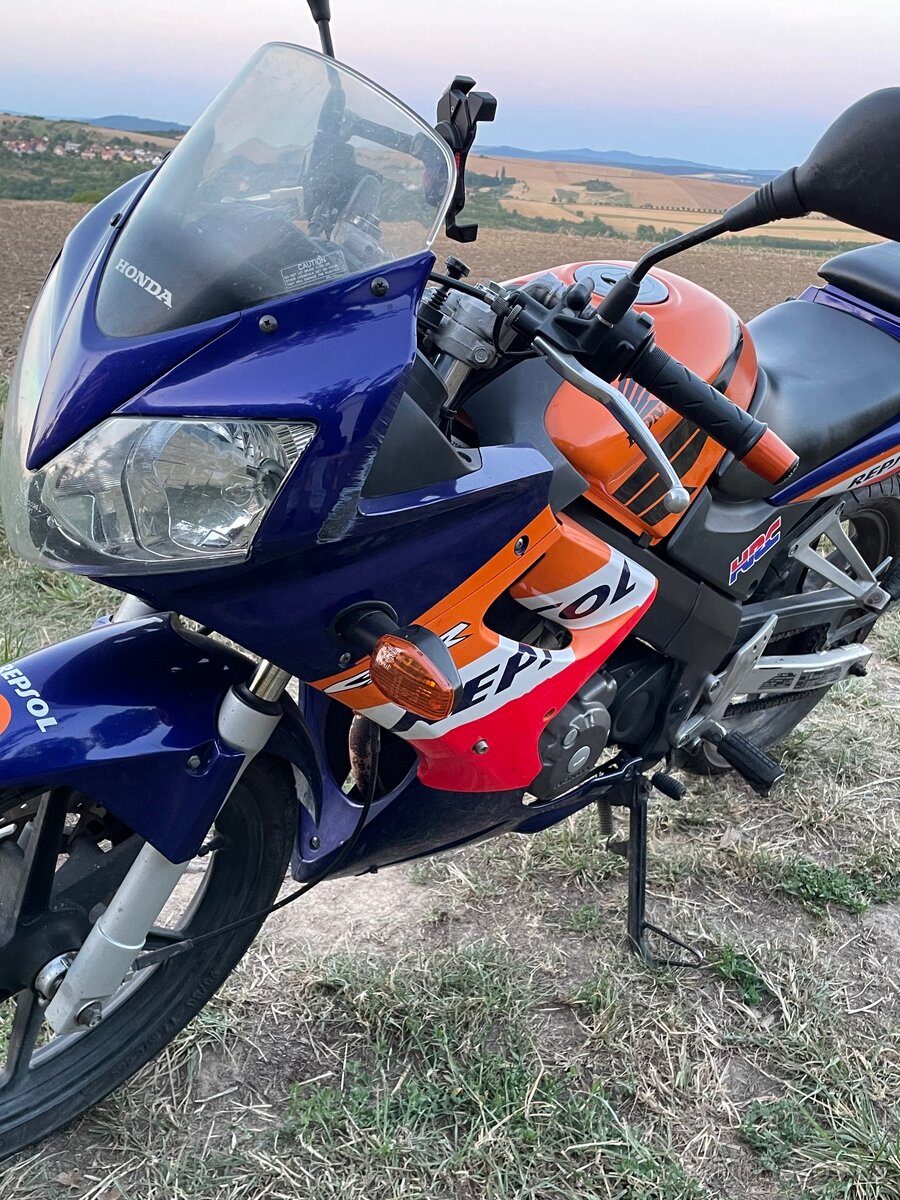 Honda CBR 125R - 5