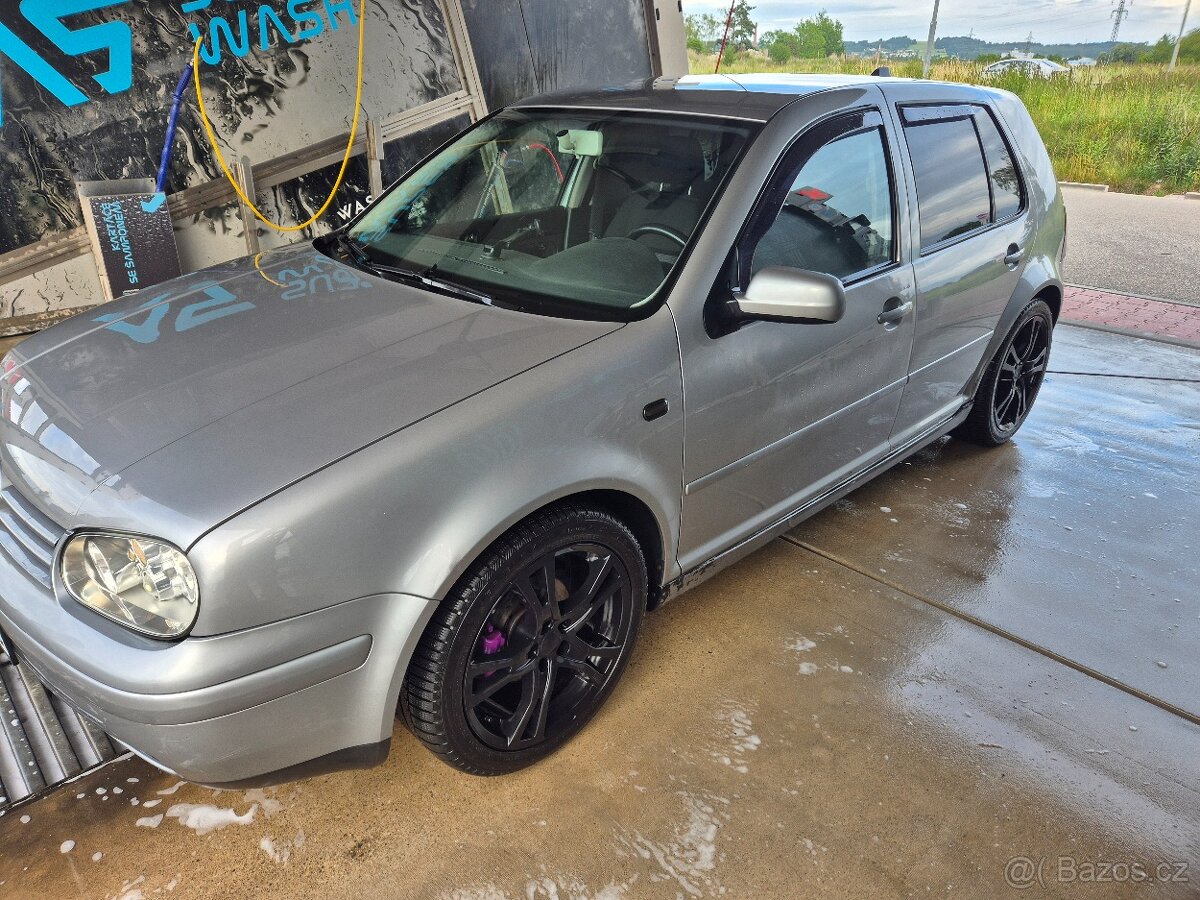 VW Golf IV, 1,6 - 77kw - 5