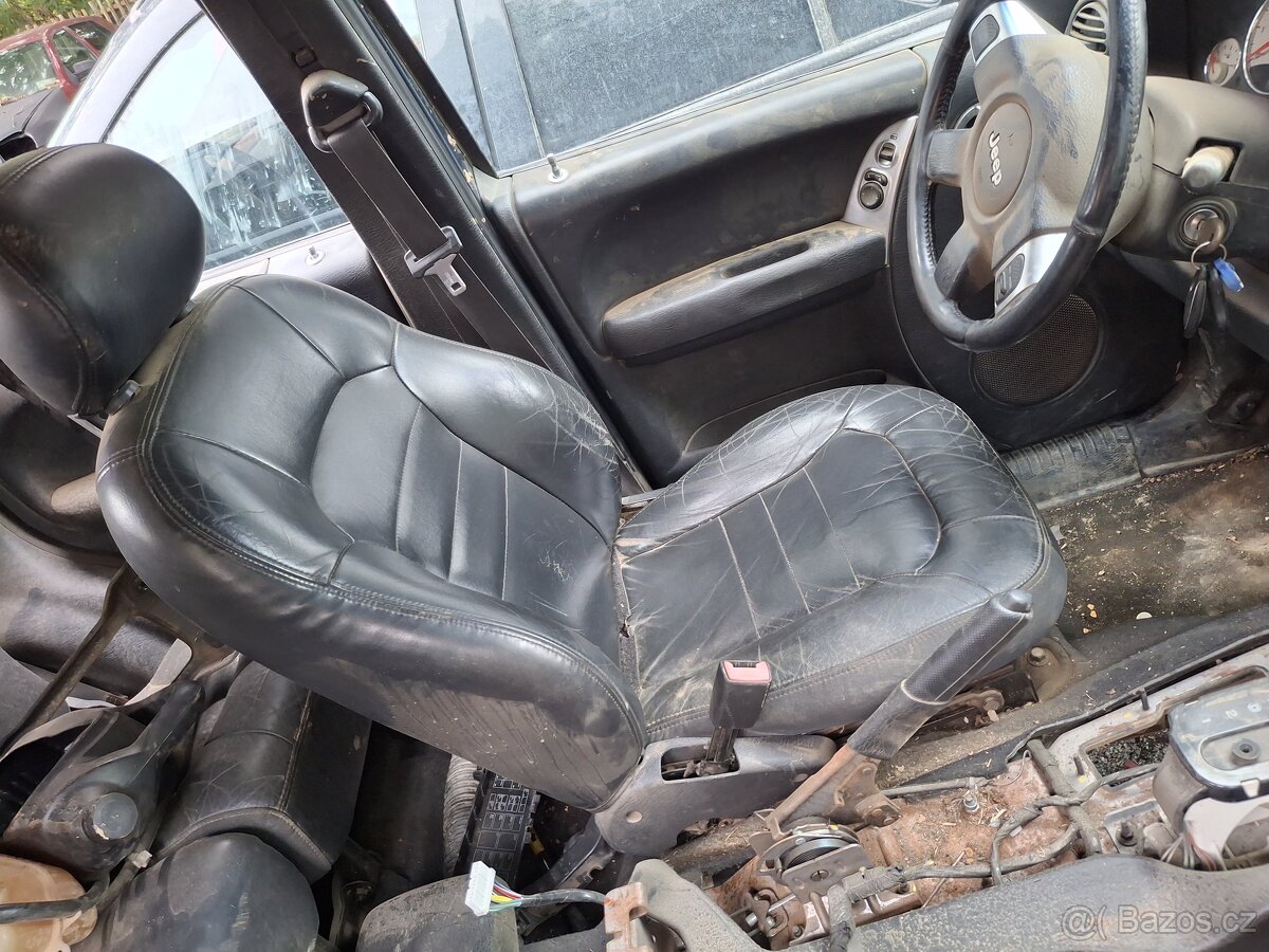Nahradni dily jeep cherokee kj - 5