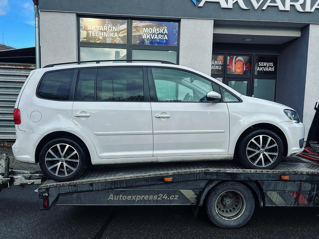 Vůz na náhradní díly VW Touran 1T3 r.v. 2012 CAYC MAW LB9A - 5