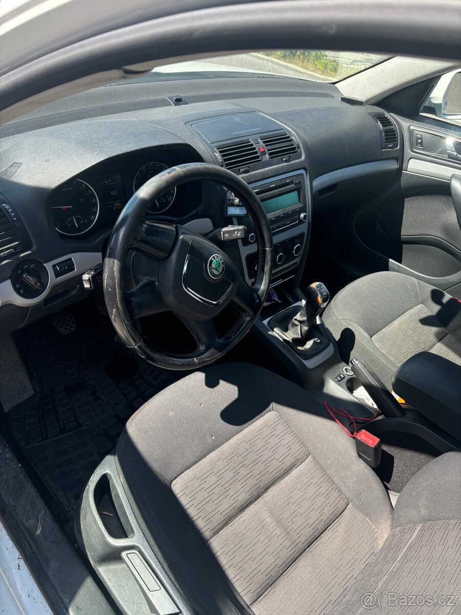 Škoda Octavia 2 1.6 tdi Facelift - 5