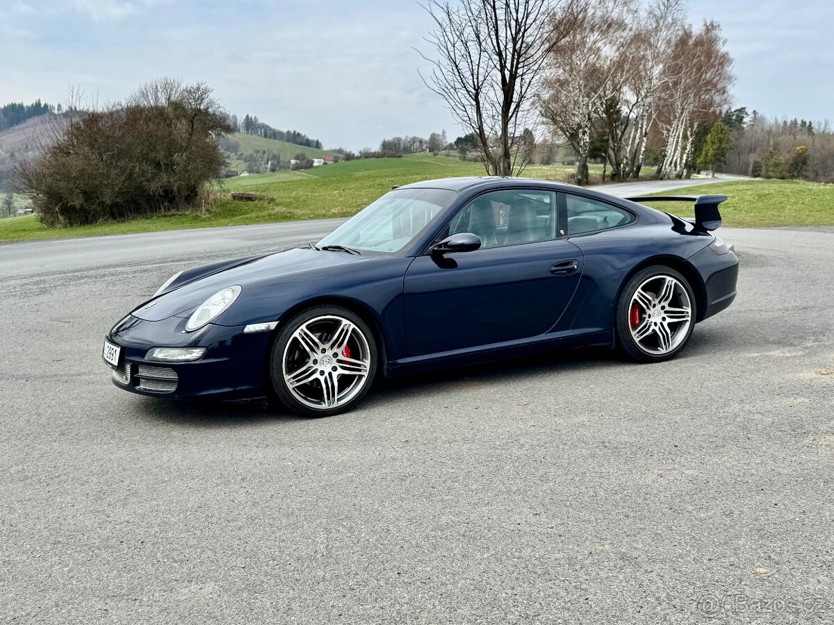 Porsche 911 Carrera - 5