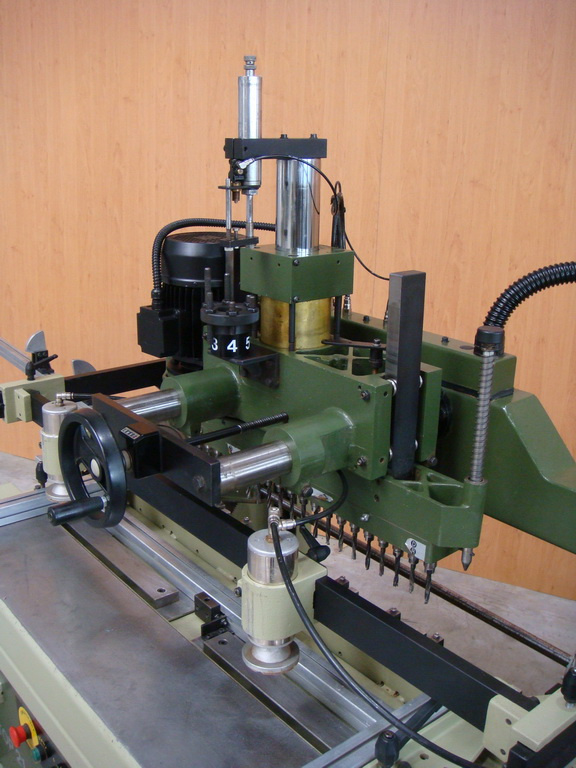 Kolíkovačka SCM TOP 21 - AKČNÍ SLEVA 10 % - 5