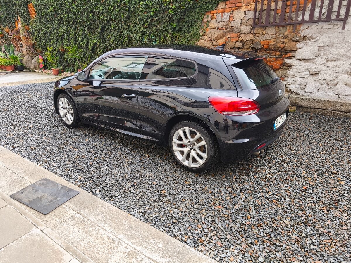 Vw Scirocco 2.0 tdi R-line - 5