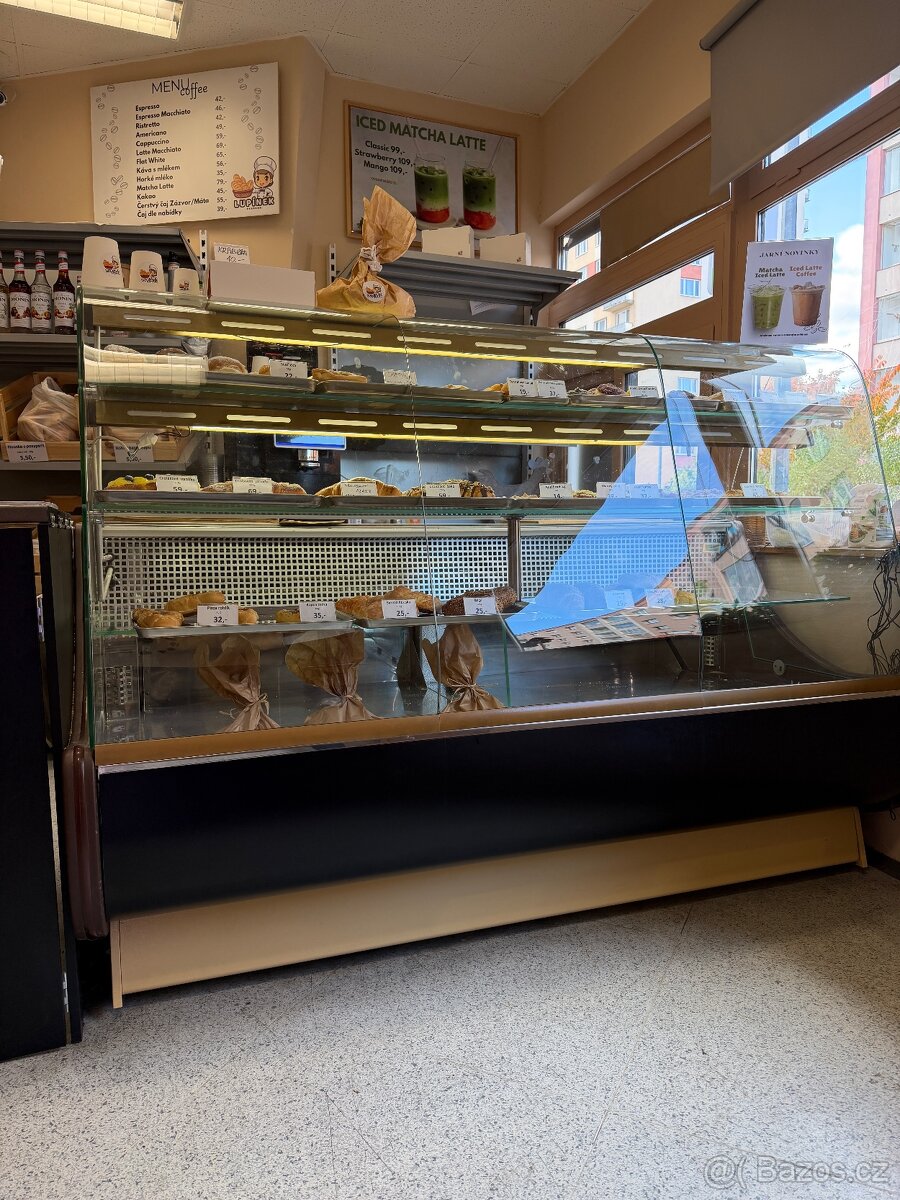 Vitrína do pekárny/kavárny chladící svítící - 5