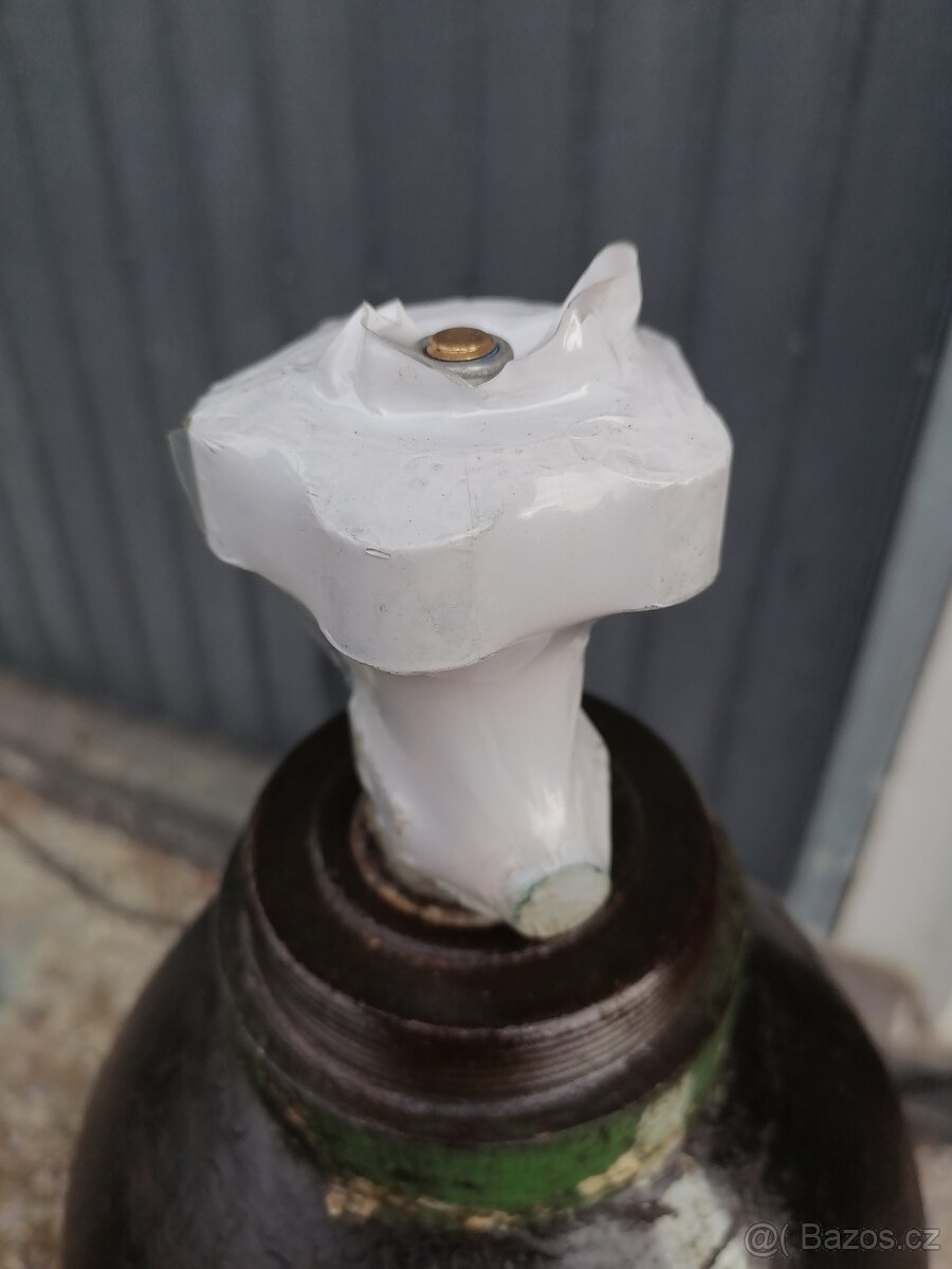 Velká lahev CO naplněná, novy ventil - 5