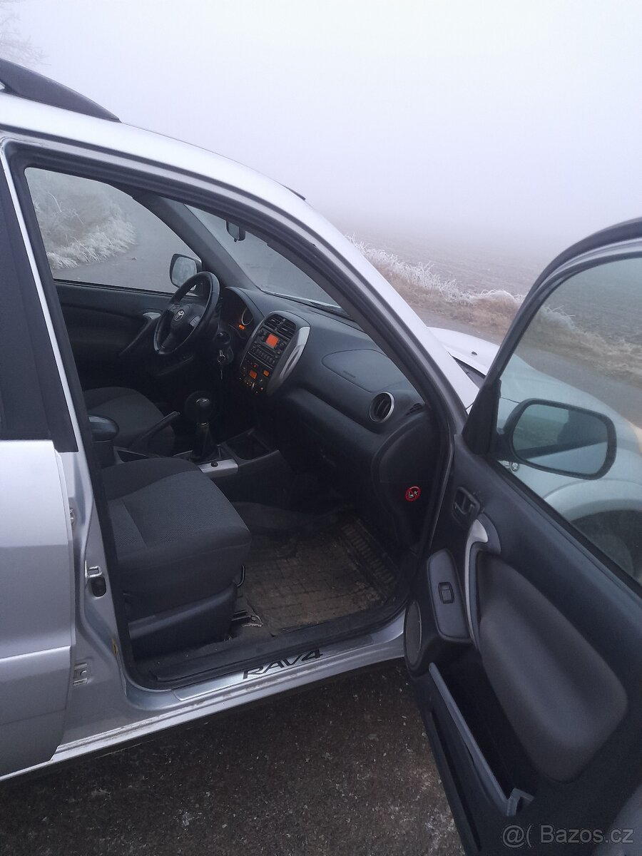 Toyota rav4 2.0 - 5