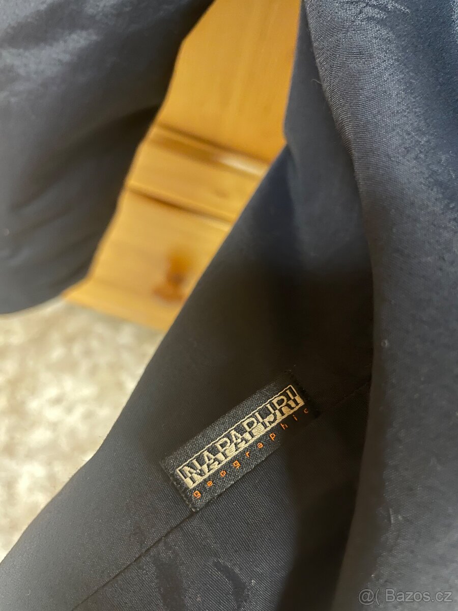 Zimní černá bunda napapijri - 5