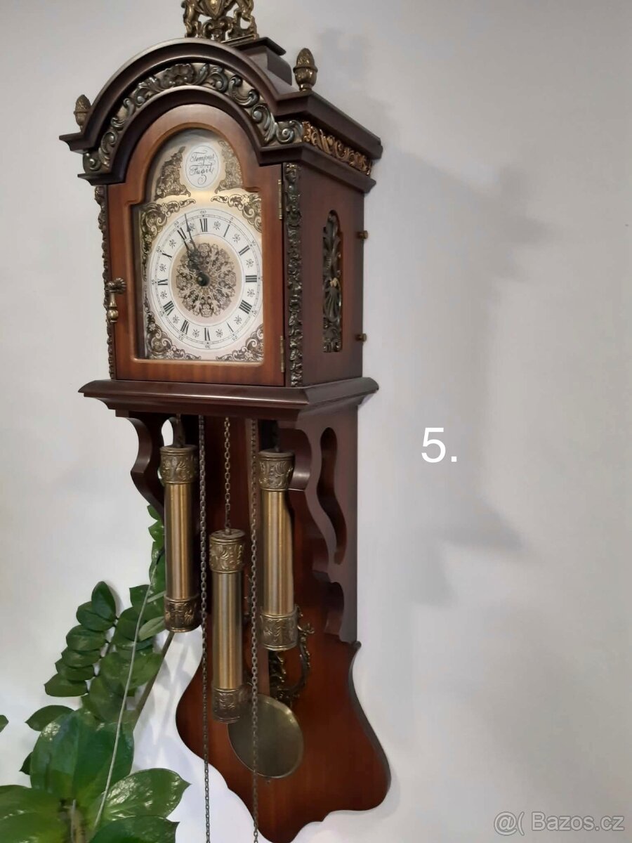 Různé starožitné hodiny - 5