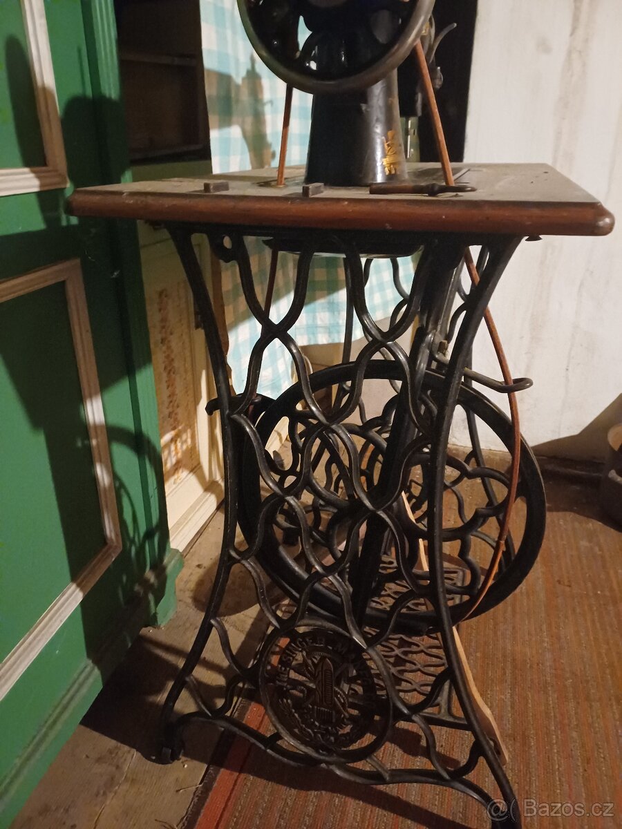 Šicí stroj SINGER - 5