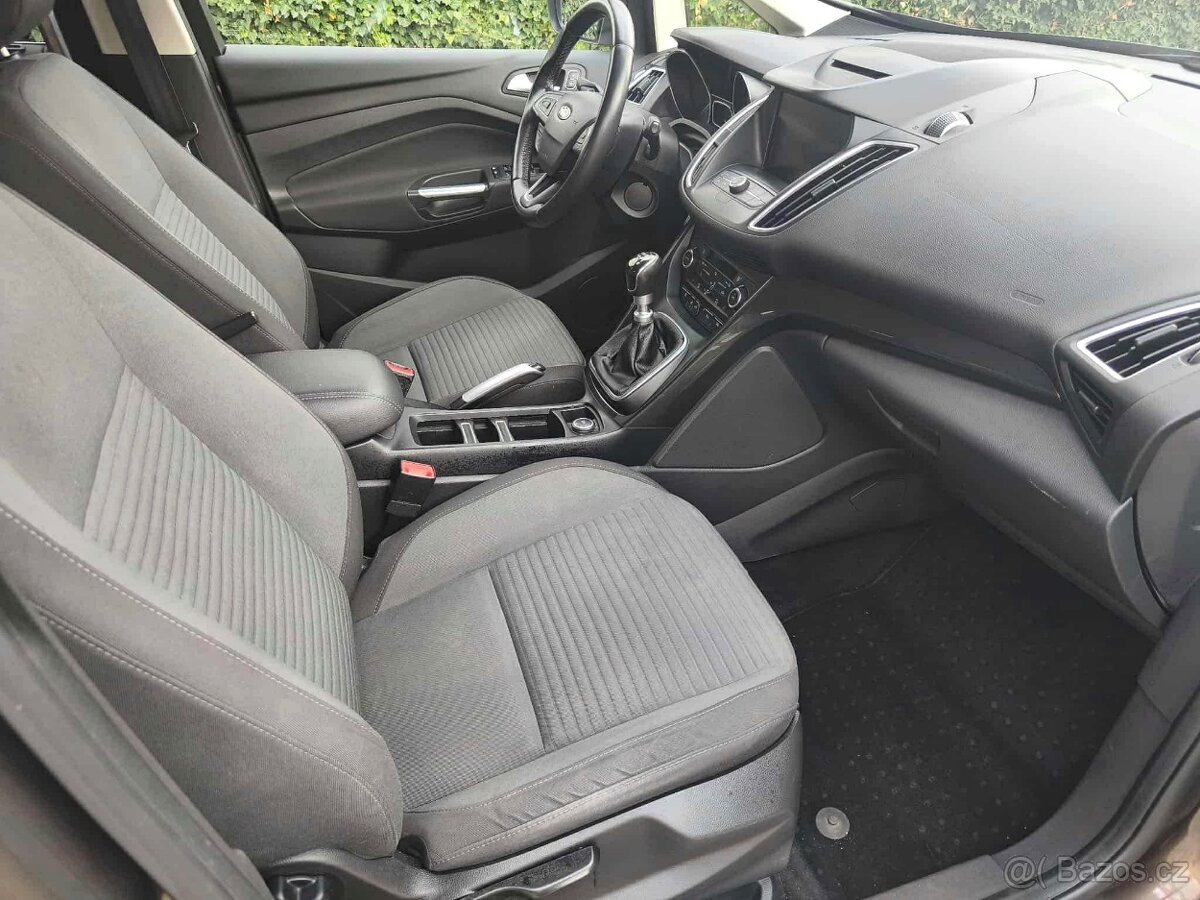 Ford C-MAX GRAND 1.0 92kW najeto pouze 124 000km - 5