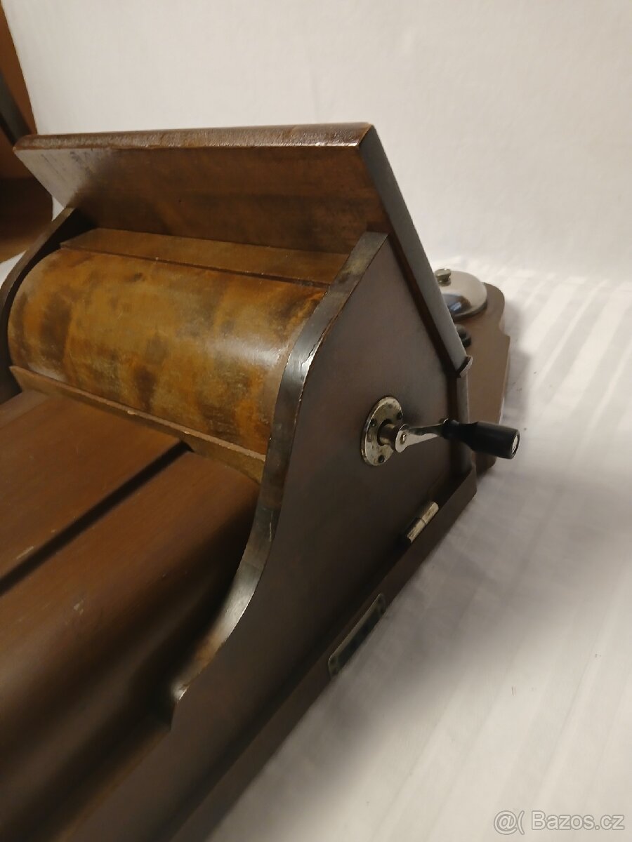 Starožitný nástěnný telefon - 5