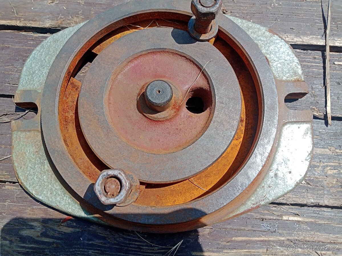 Otočný podstavec - 5