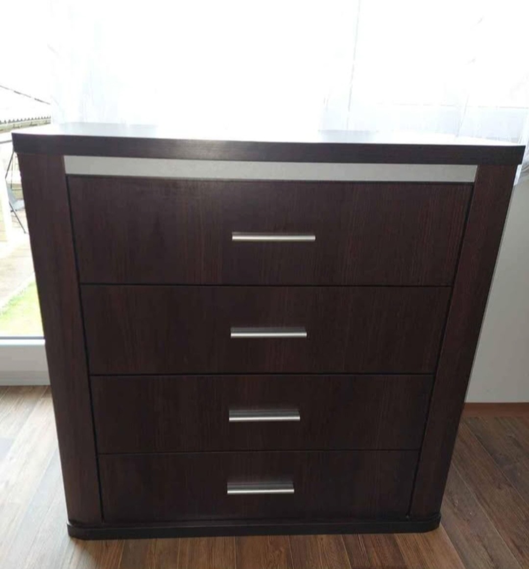 Šatní skříně a komoda - 5